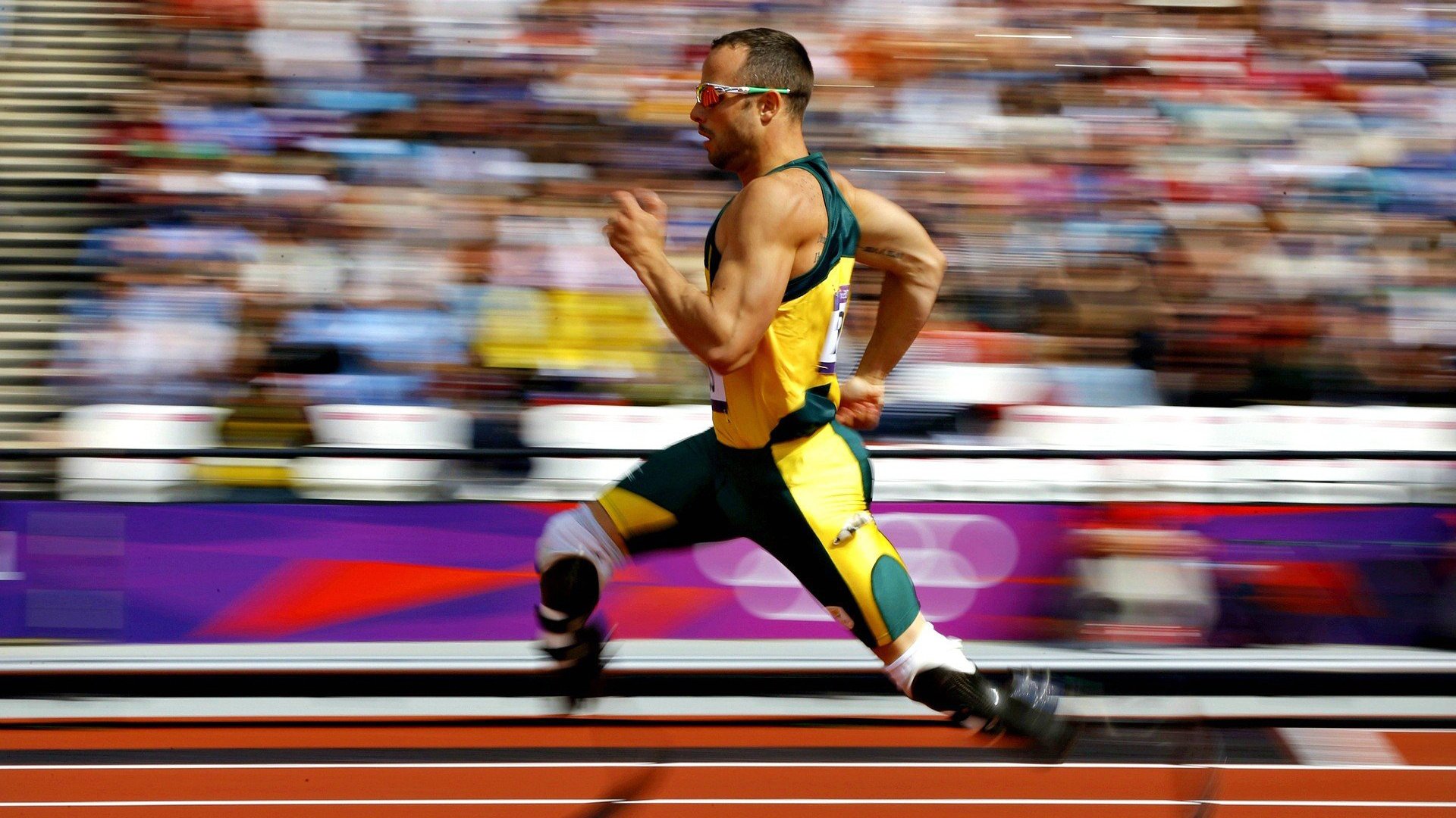 德国骑手弗洛尔·德·温内在2024年欧洲三项赛锦标赛中以“Thunder”马匹获得个人铜牌，表现出色。